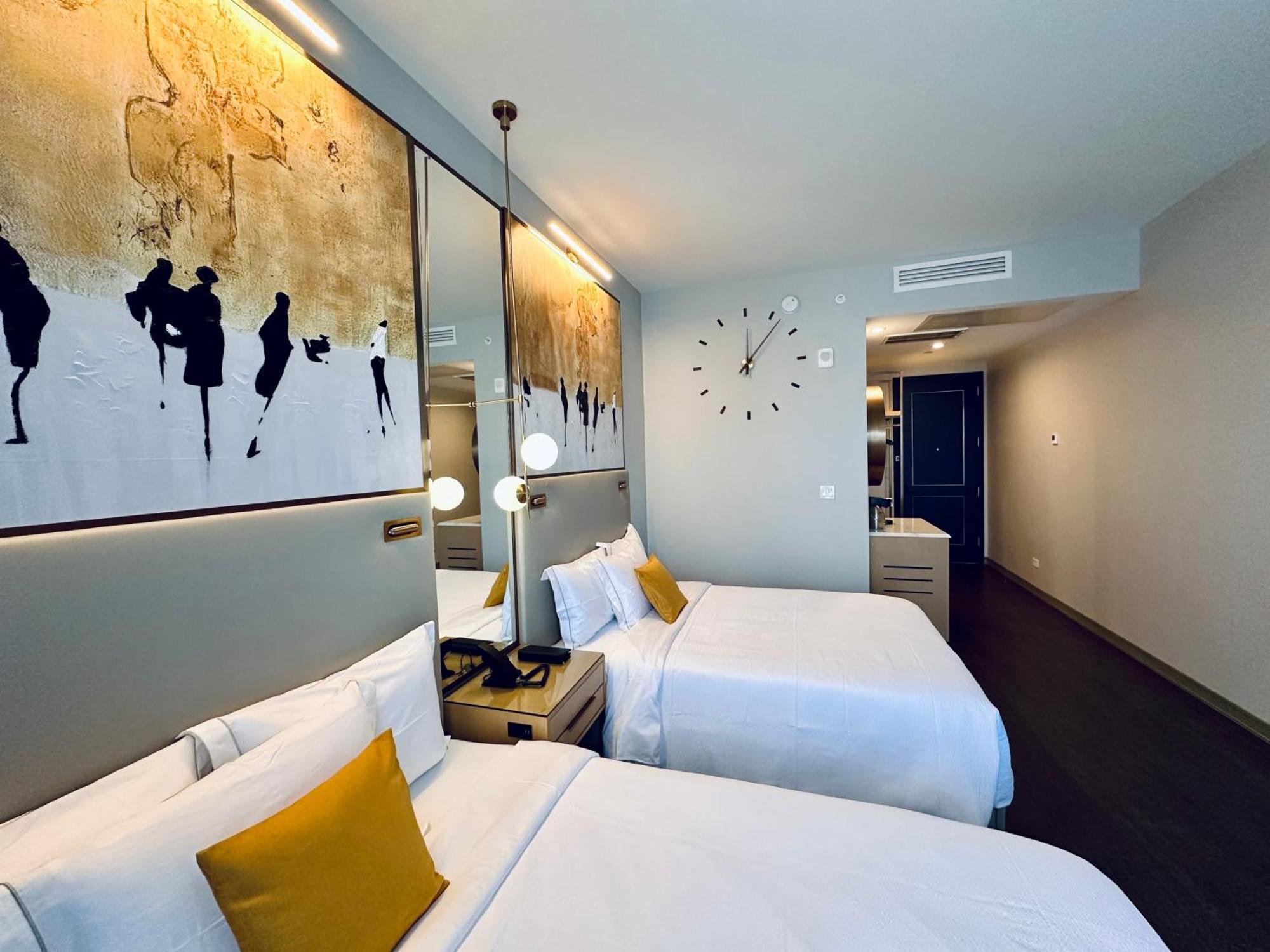 Chez Hotel Arlington Heights Dış mekan fotoğraf